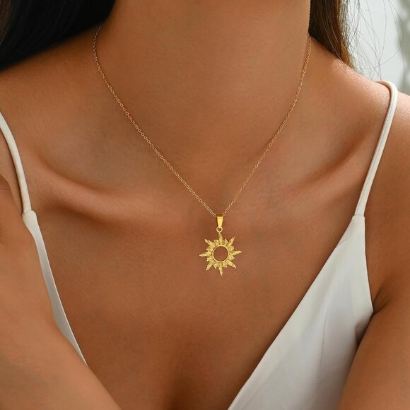 ⚡Gold Necklace for Women 18K Gold Plated Moon Sun Horse Shoe Horn Pendant - Picture 2 of 7